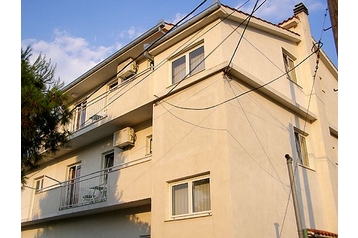 Croatia Privát Slatine, Exterior